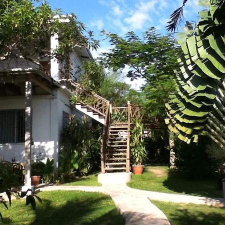 Bluebelize B&B Punta Gorda Esterno foto