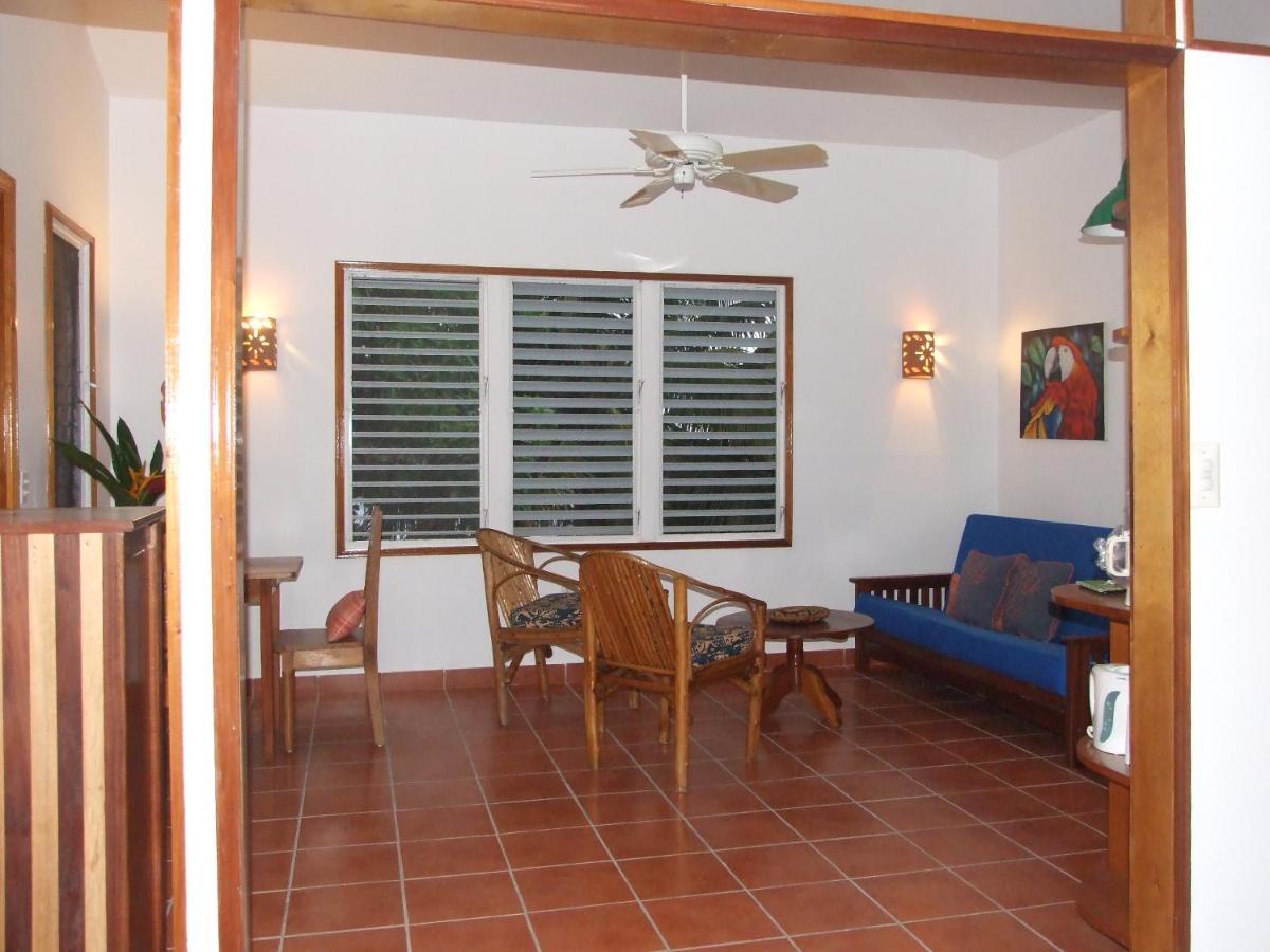 Bluebelize B&B Punta Gorda Esterno foto
